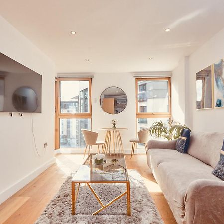 Central Leeds Dock Apt&Free Secure Parking! Exterior photo